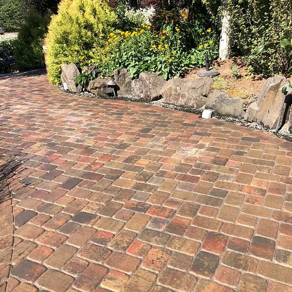 Red-blend patio