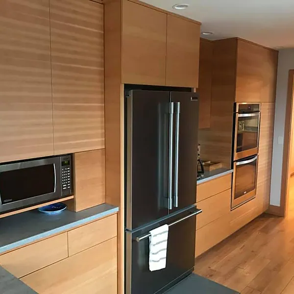 Wood-grain modern kitchen